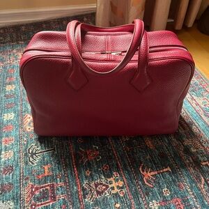 Hermes Victoria 35 in Ruby